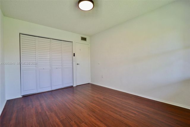 10447 SW 108th Avenue 270, Miami, FL 33176