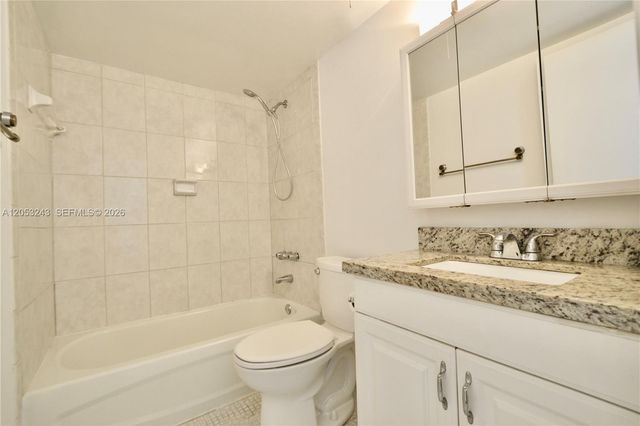 10447 SW 108th Avenue 270, Miami, FL 33176