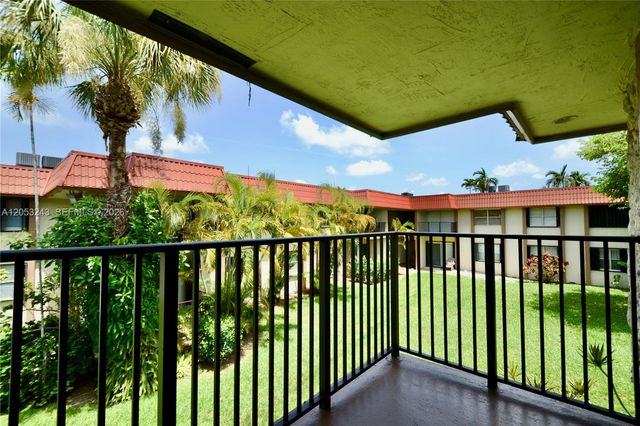 10447 SW 108th Avenue 270, Miami, FL 33176