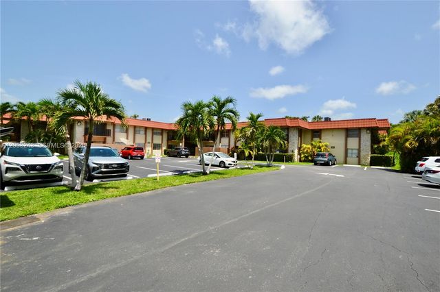 10447 SW 108th Avenue 270, Miami, FL 33176