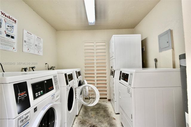 10447 SW 108th Avenue 270, Miami, FL 33176
