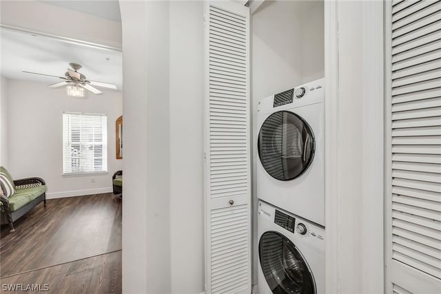 1360 Sweetwater CV 102, Naples, FL 34110