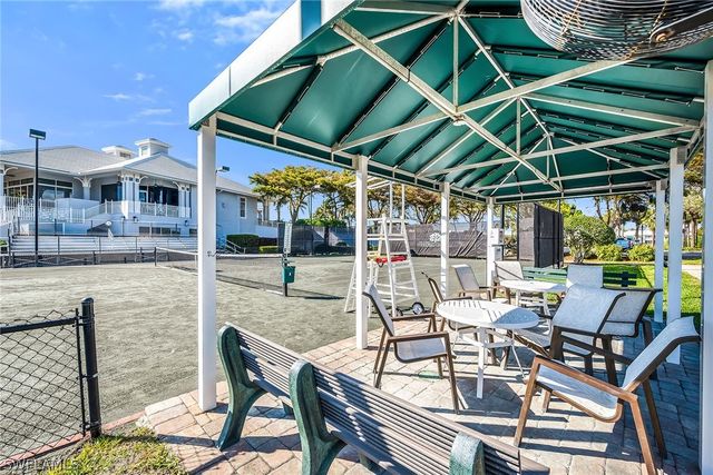 1360 Sweetwater CV 102, Naples, FL 34110