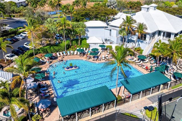 1360 Sweetwater CV 102, Naples, FL 34110