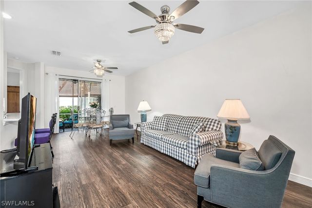 1360 Sweetwater CV 102, Naples, FL 34110