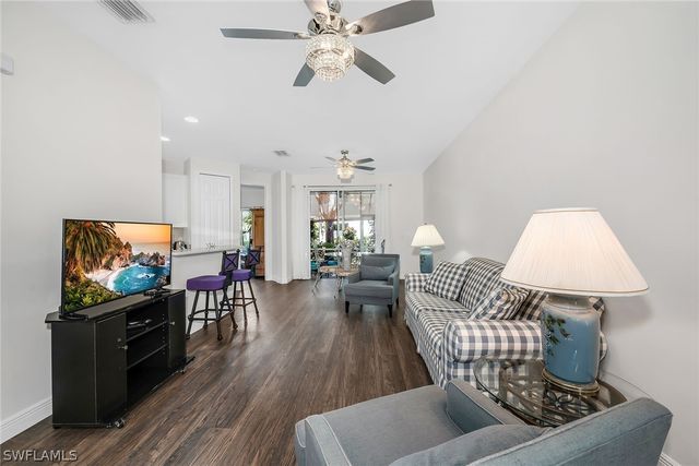 1360 Sweetwater CV 102, Naples, FL 34110