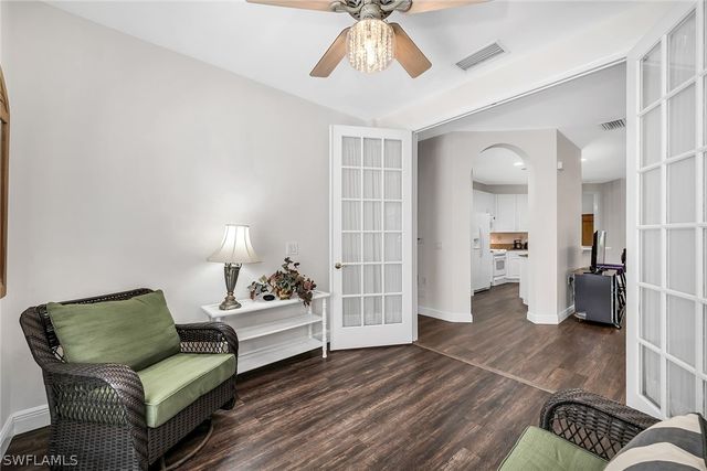 1360 Sweetwater CV 102, Naples, FL 34110