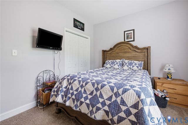 9433 Robin Rd, Disputanta, VA 23842