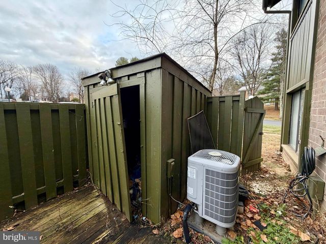 9492 TIMESWEEP LN, Columbia, MD 21045