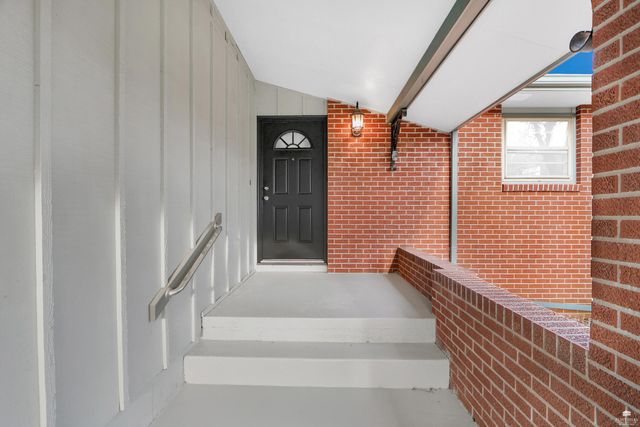 1417 Cypress Court, Junction City, KS 66441