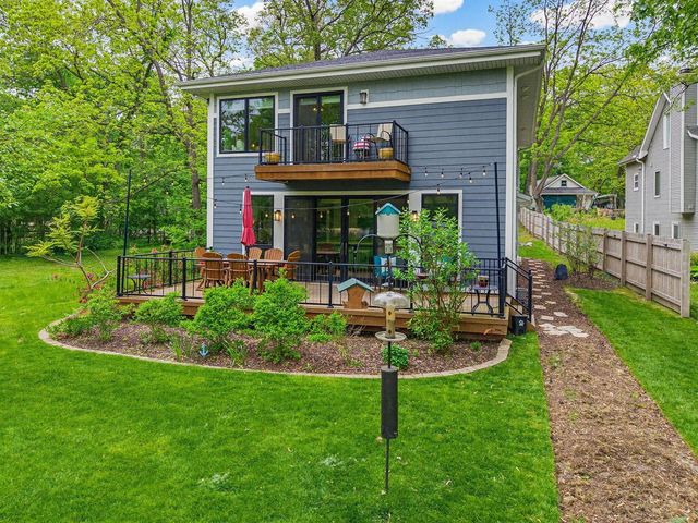 34215 Venice Park ROAD, Delafield, WI 53018