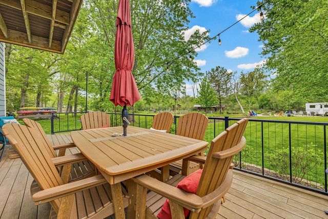 34215 Venice Park ROAD, Delafield, WI 53018