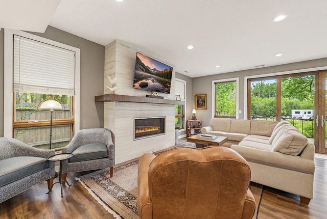 34215 Venice Park ROAD, Delafield, WI 53018