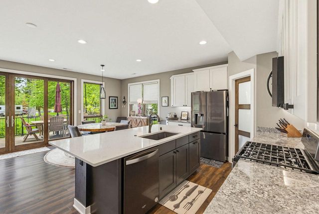 34215 Venice Park ROAD, Delafield, WI 53018
