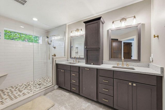 34215 Venice Park ROAD, Delafield, WI 53018