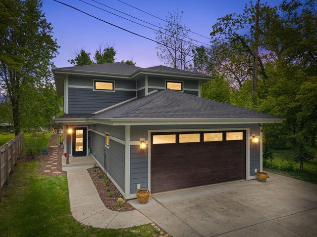 34215 Venice Park ROAD, Delafield, WI 53018