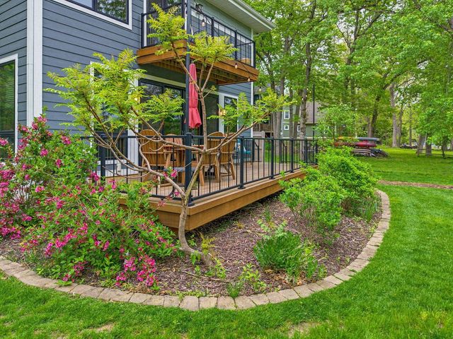 34215 Venice Park ROAD, Delafield, WI 53018