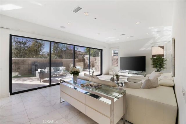 4829 Portola Court, Carlsbad, CA 92010