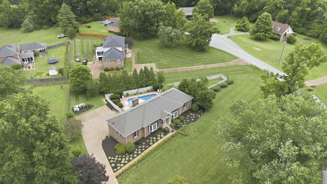 1109 David Dr, Franklin, TN 37069