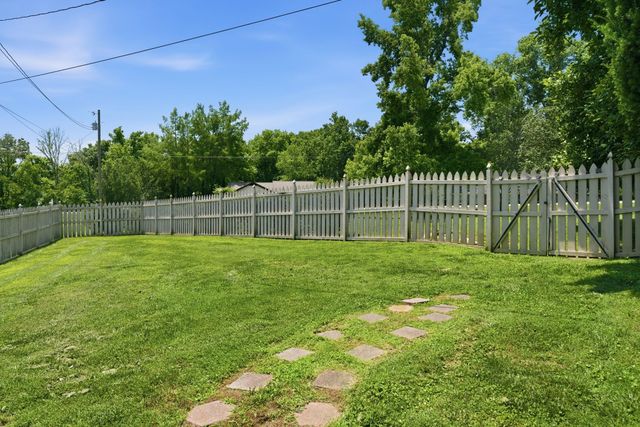 1109 David Dr, Franklin, TN 37069
