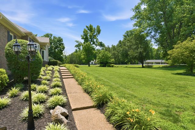 1109 David Dr, Franklin, TN 37069