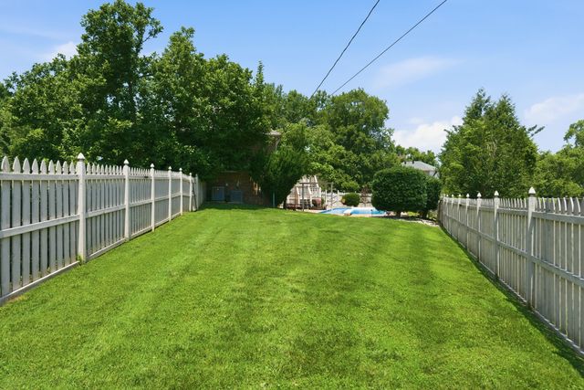 1109 David Dr, Franklin, TN 37069
