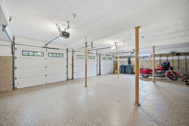 5 Powers Rd, Andover, MA 01810