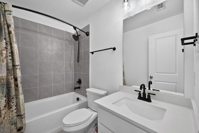 1748 Everglades Drive, Forney, TX 75126