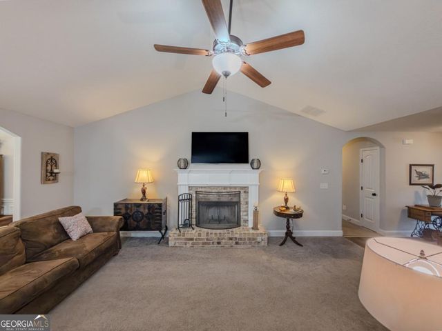 50 Goldshore Way, Statham, GA 30666