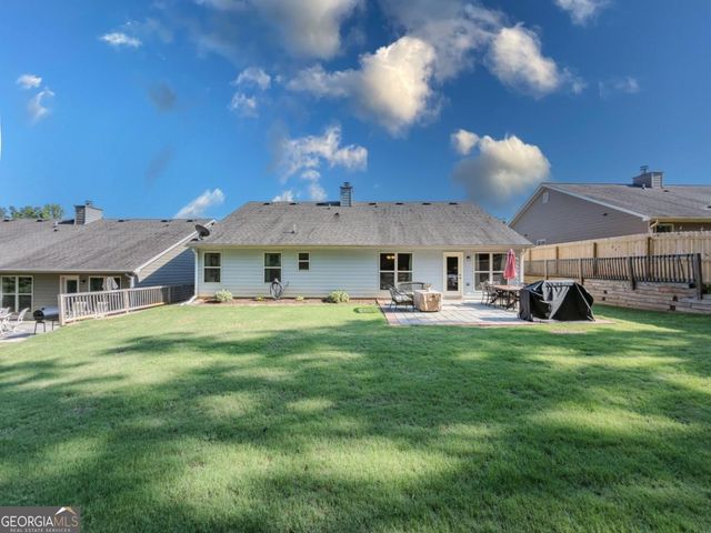 50 Goldshore Way, Statham, GA 30666