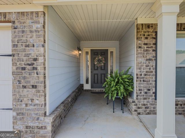 50 Goldshore Way, Statham, GA 30666