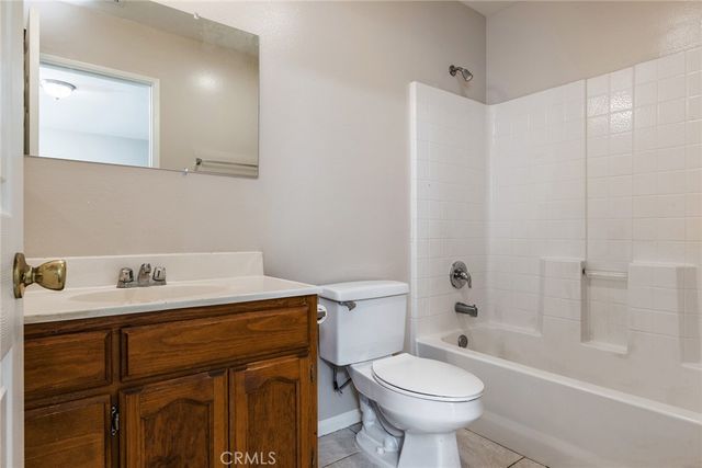 1768 NEWPORT 1, Long Beach, CA 90814