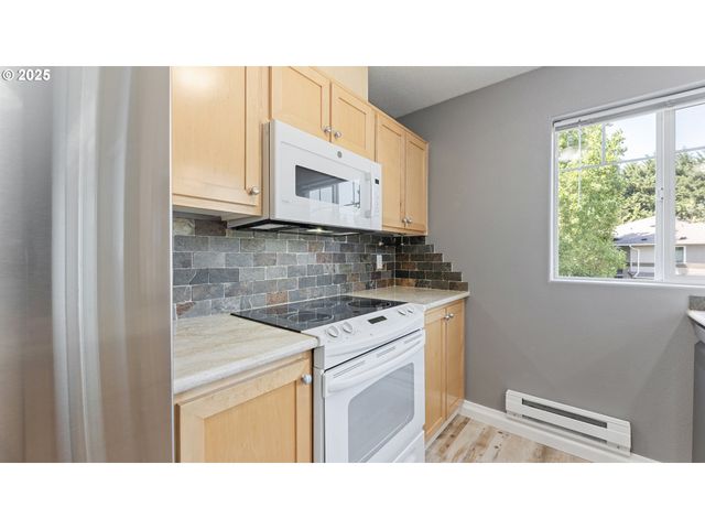 14580 Sw MAGPIE Ln 203, Beaverton, OR 97007