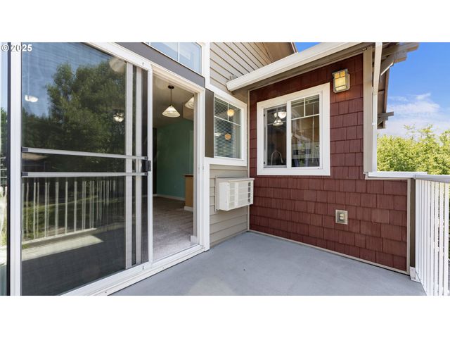 14580 Sw MAGPIE Ln 203, Beaverton, OR 97007