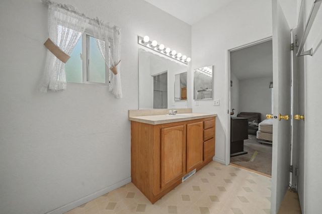 25630 Overland Dr, Volcano, CA 95689