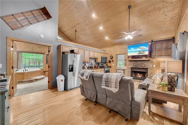 62 Couples Lane, Sautee Nacoochee, GA 30571