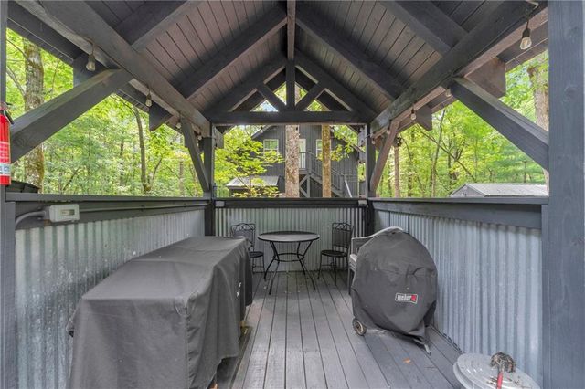 62 Couples Lane, Sautee Nacoochee, GA 30571