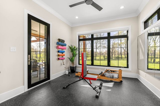5044 Bridgewood Rd, Owensboro, KY 42303
