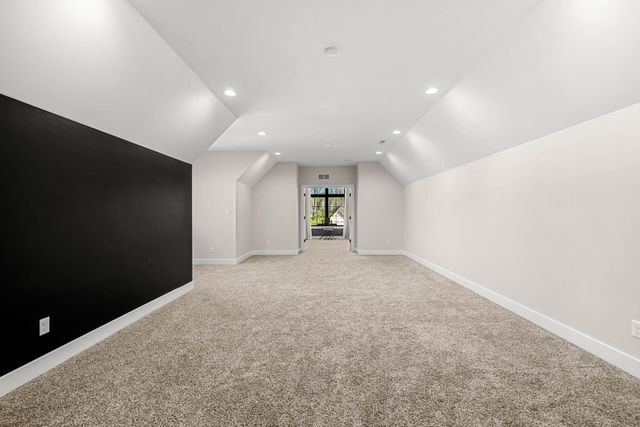 5044 Bridgewood Rd, Owensboro, KY 42303