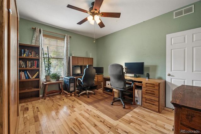927 S Evanston Circle, Aurora, CO 80012