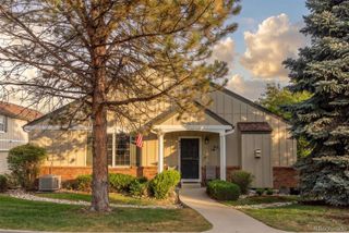 927 S Evanston Circle, Aurora, CO 80012