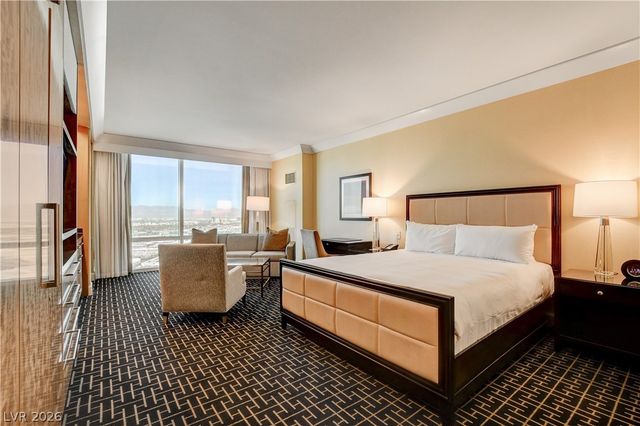 2000 North Fashion Show Drive 3316, Las Vegas, NV 89109