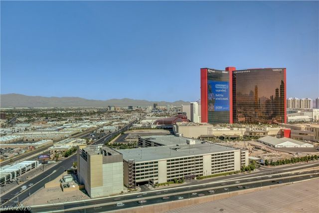 2000 North Fashion Show Drive 3316, Las Vegas, NV 89109