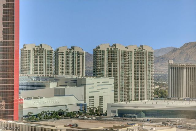 2000 North Fashion Show Drive 3316, Las Vegas, NV 89109