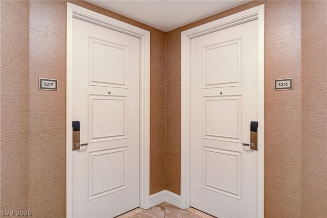 2000 North Fashion Show Drive 3316, Las Vegas, NV 89109