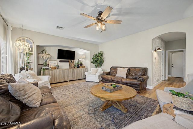 18583 E DRUIDS GLEN Road, Queen Creek, AZ 85142