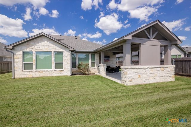 209 Flint Rock Court, Victoria, TX 77904