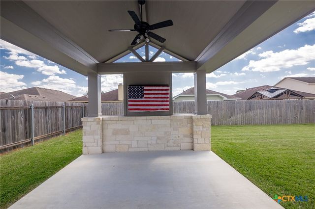 209 Flint Rock Court, Victoria, TX 77904