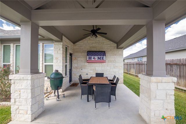 209 Flint Rock Court, Victoria, TX 77904