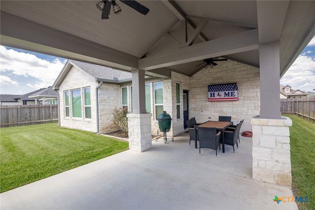 209 Flint Rock Court, Victoria, TX 77904